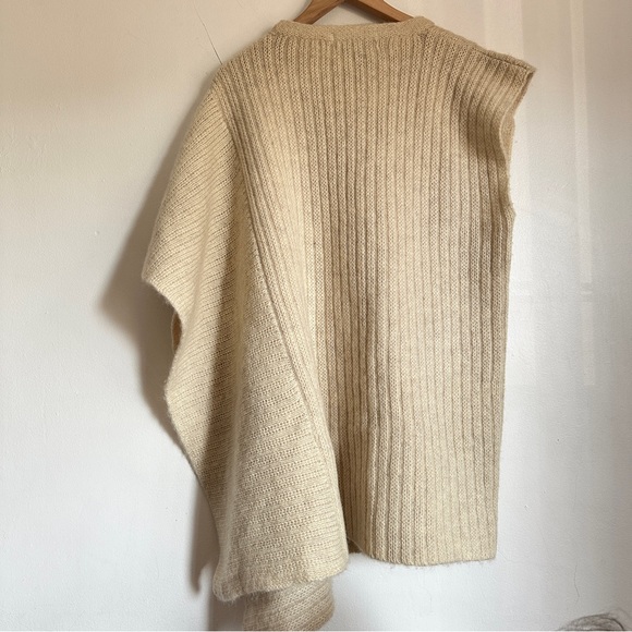 VINTAGE MOHAIR WOOL KNIT PONCHO SLEEVELESS TUNIC SWEATER SAND BEIGE NATURAL M-XL - Picture 9 of 10